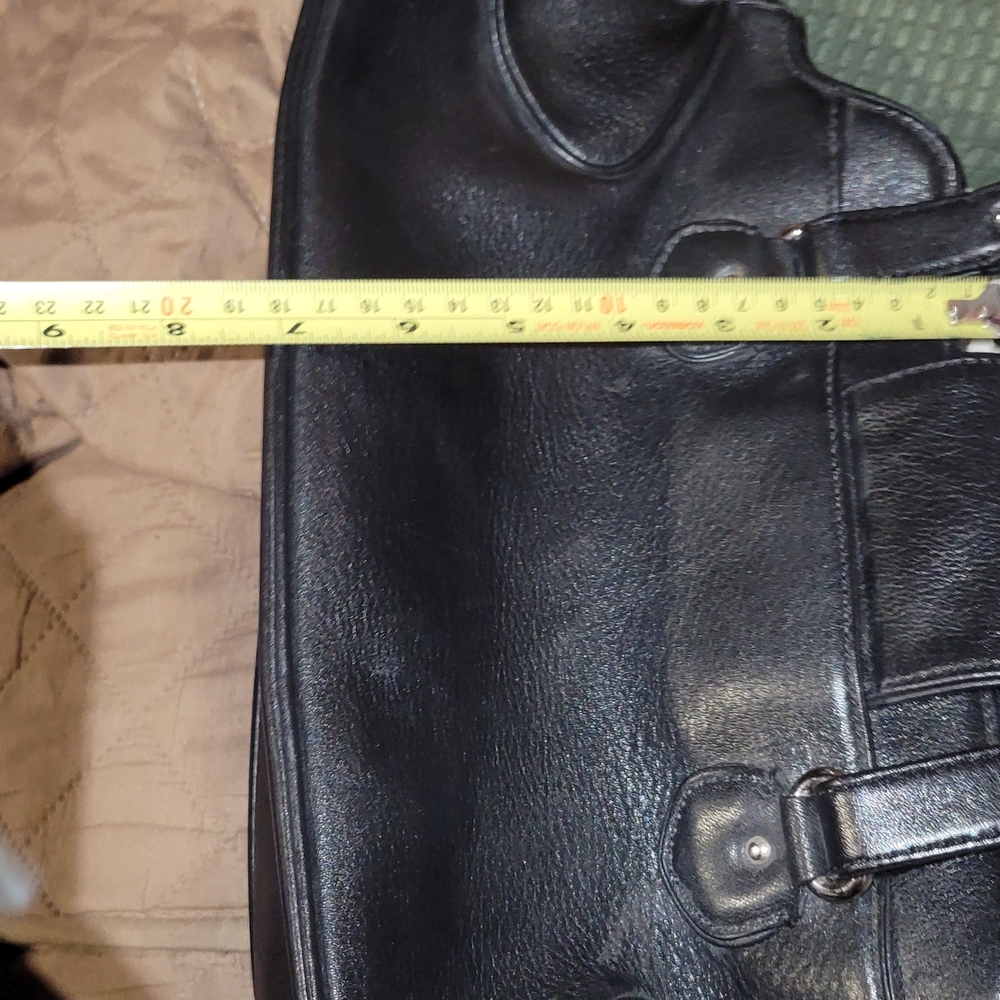 Cole Haan Black Leather Shoulder Bag - Picture 9 of 10